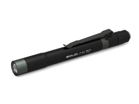 Latarka Solidline by Ledlenser  ST4 Black